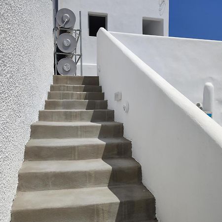 Central Santorini Serenity Rooms Fira  Eksteriør billede