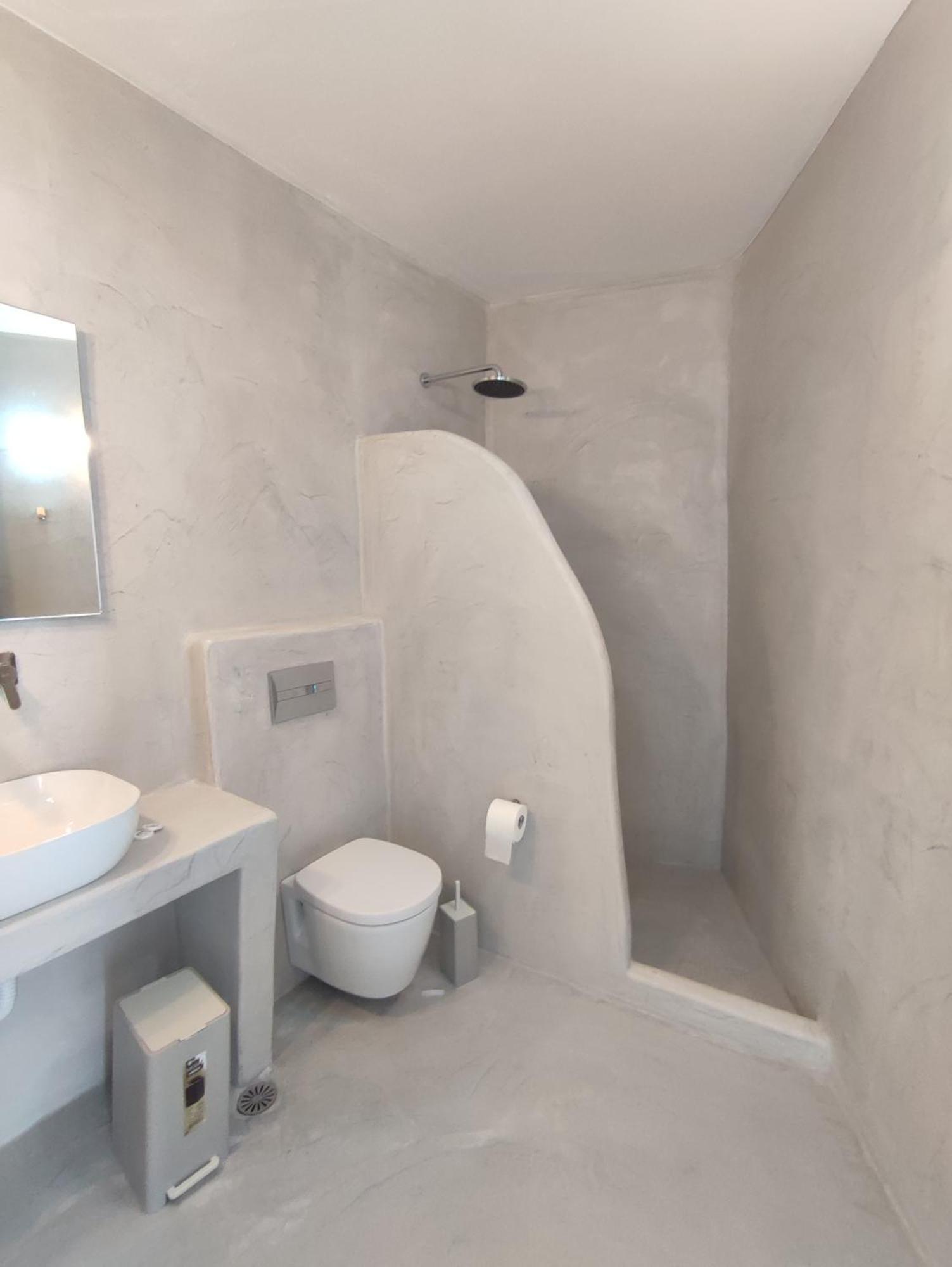 Central Santorini Serenity Rooms Fira  Eksteriør billede