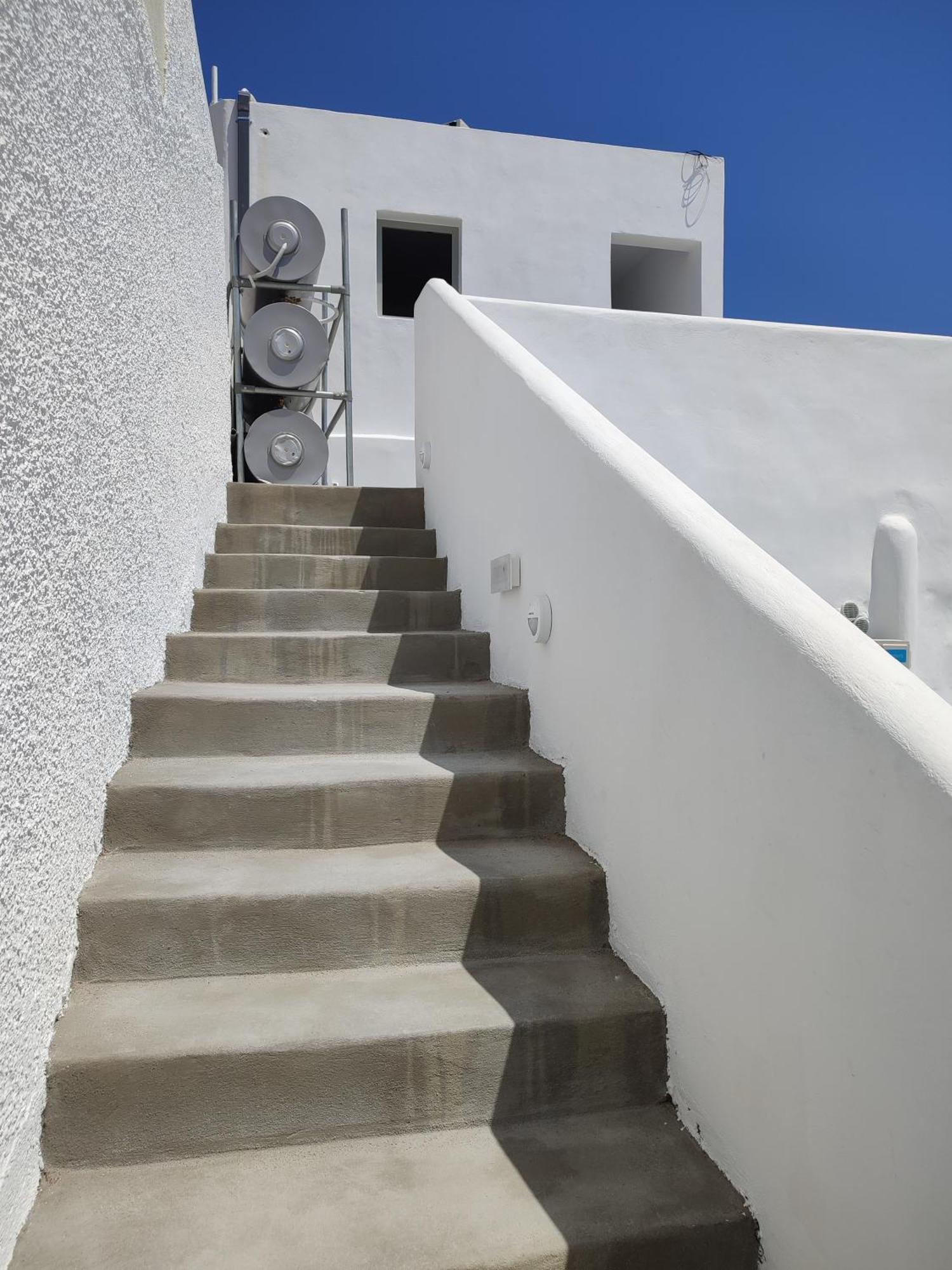 Central Santorini Serenity Rooms Fira  Eksteriør billede